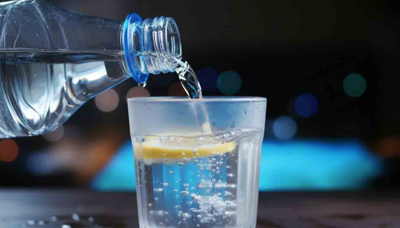 পানি পানের নিয়ম