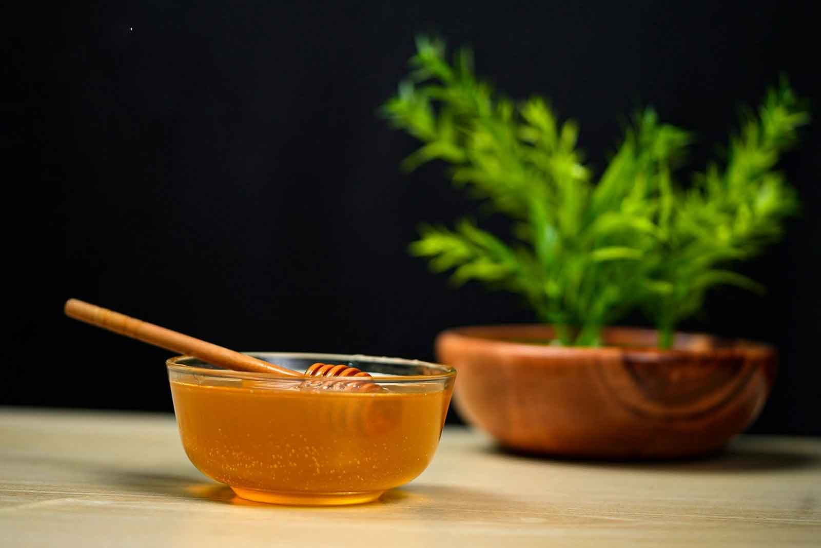 Benefits of lichi flower honey and usage guide